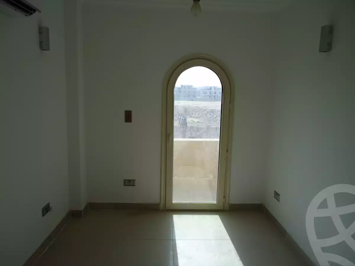 https://aqarmap.com.eg/en/listing/2576759-for-sale-cairo-6th-of-october-compounds-first-heights