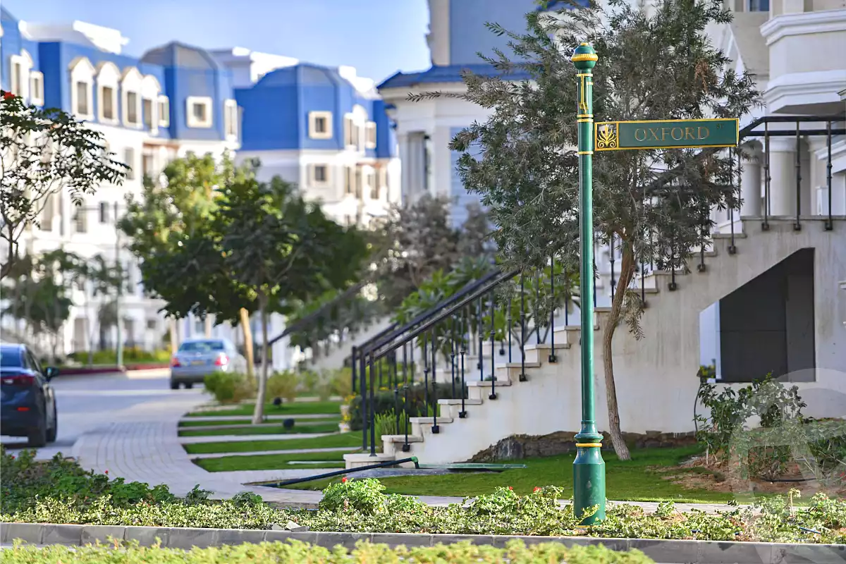 https://aqarmap.com.eg/ar/listing/2571812-projects-mountin-view-hyde-park
