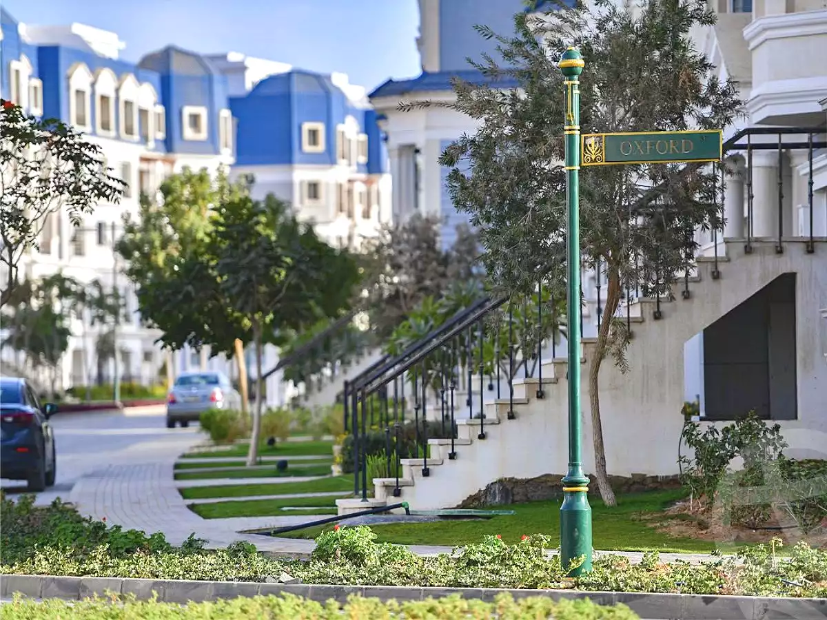 https://aqarmap.com.eg/ar/listing/2571812-projects-mountin-view-hyde-park