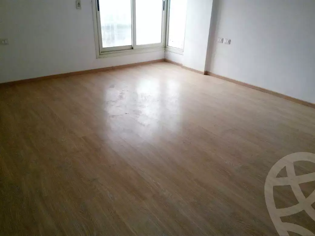 https://aqarmap.com.eg/en/listing/4357084-for-sale-cairo-el-maadi-compounds