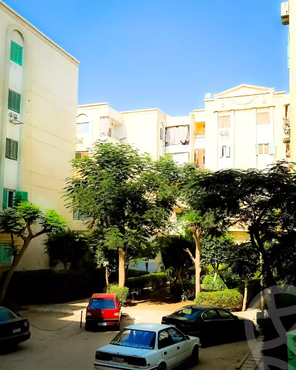 https://aqarmap.com.eg/ar/listing/2778788-for-sale-apartment-cairo-6th-of-october