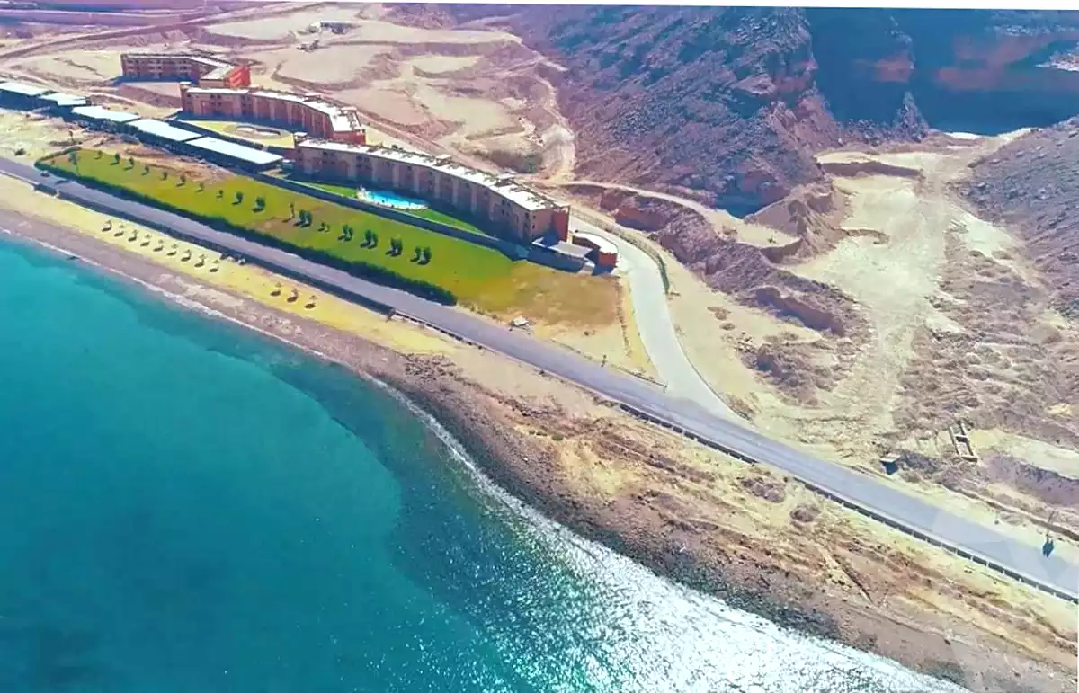 https://aqarmap.com.eg/en/listing/2799704-projects-golden-coast-sokhna