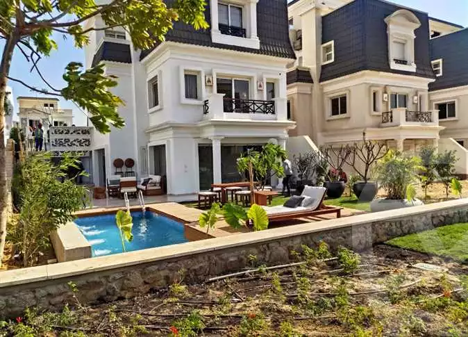 https://aqarmap.com.eg/ar/listing/2793970-for-sale-cairo-new-cairo-compounds-mountain-view-hyde-park