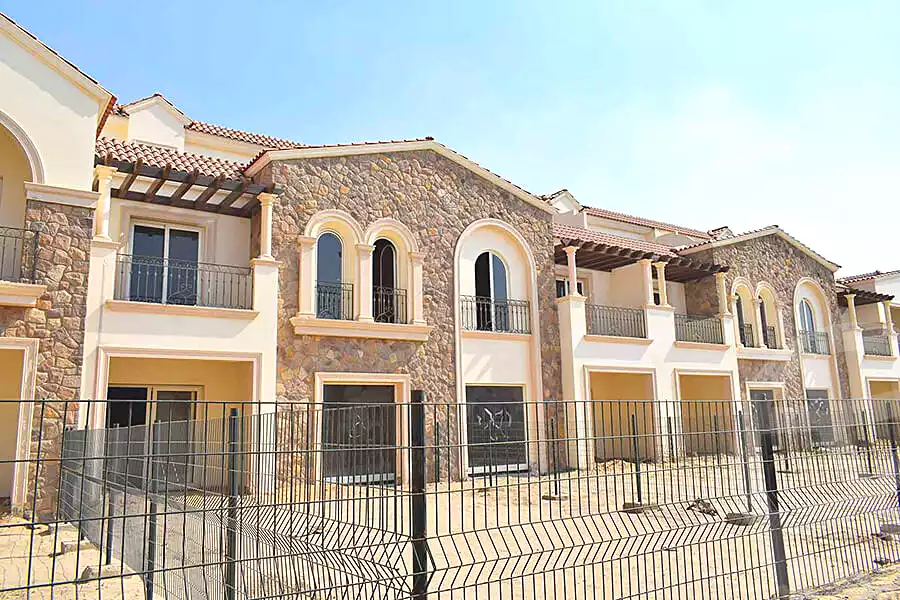 https://aqarmap.com.eg/en/listing/2821953-projects-divina-gardens12
