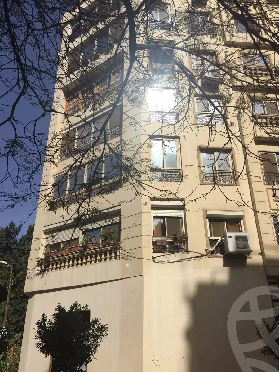 https://aqarmap.com.eg/en/listing/2841466-for-sale-cairo-heliopolis-cairo-heliopolis-heliopolis-square-ahmed-farid-st