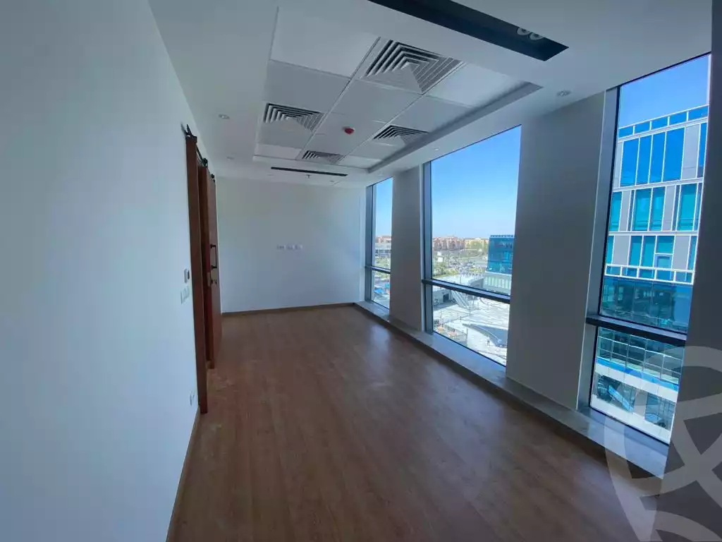 https://aqarmap.com.eg/ar/listing/3806078-for-rent-cairo-el-sheikh-zayed-city-compounds-in-sheikh-zayed-capital-business-park