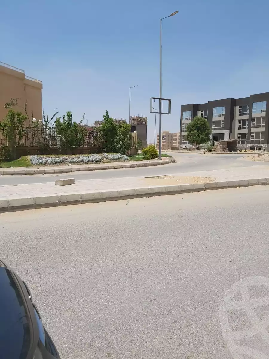 https://aqarmap.com.eg/ar/listing/2856935-for-sale-cairo-6th-of-october-compound-engineers-oasis