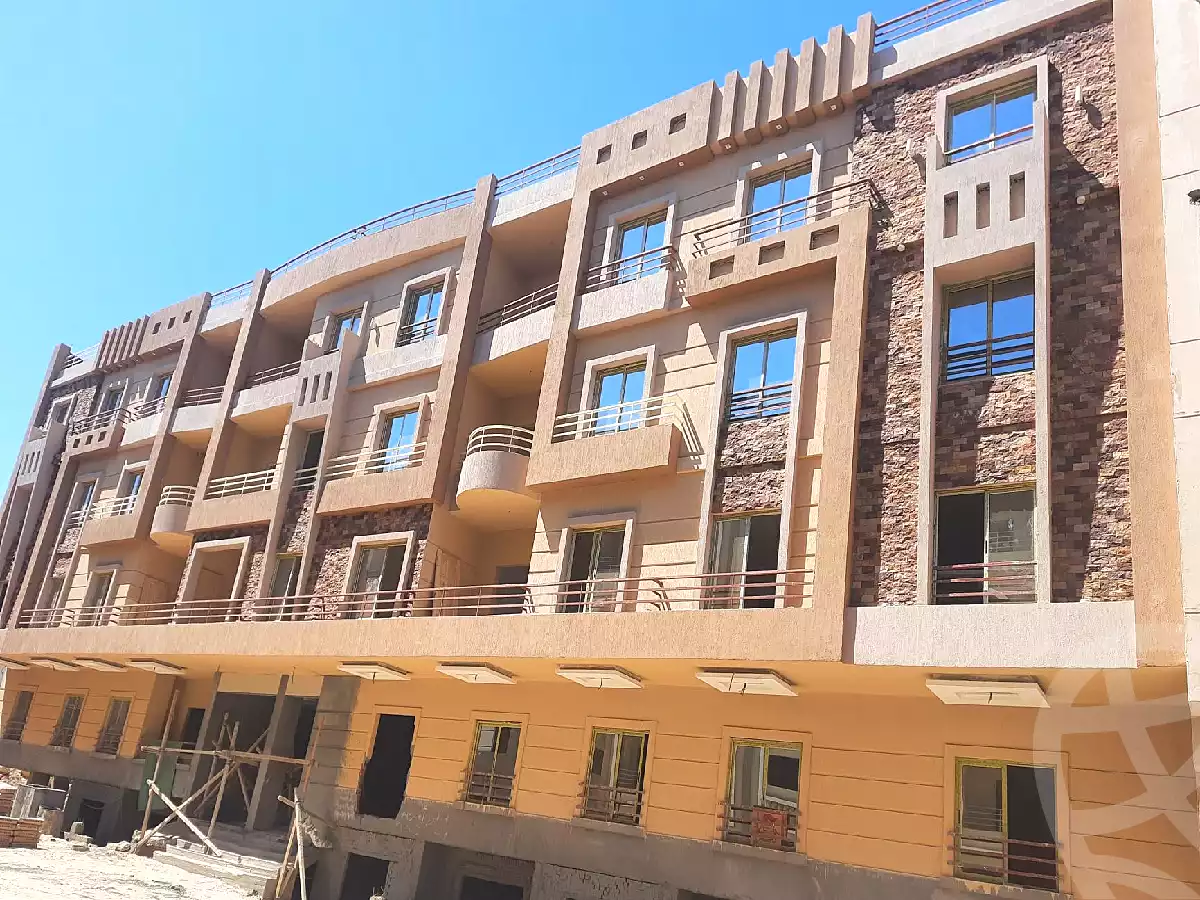 https://aqarmap.com.eg/ar/listing/2858759-projects-riviera-resort