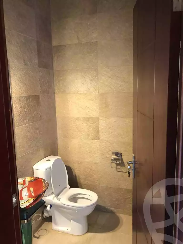 https://aqarmap.com.eg/en/listing/4328403-for-rent-cairo-el-sheikh-zayed-city-compounds-kmbwnd-ljry-swdyk