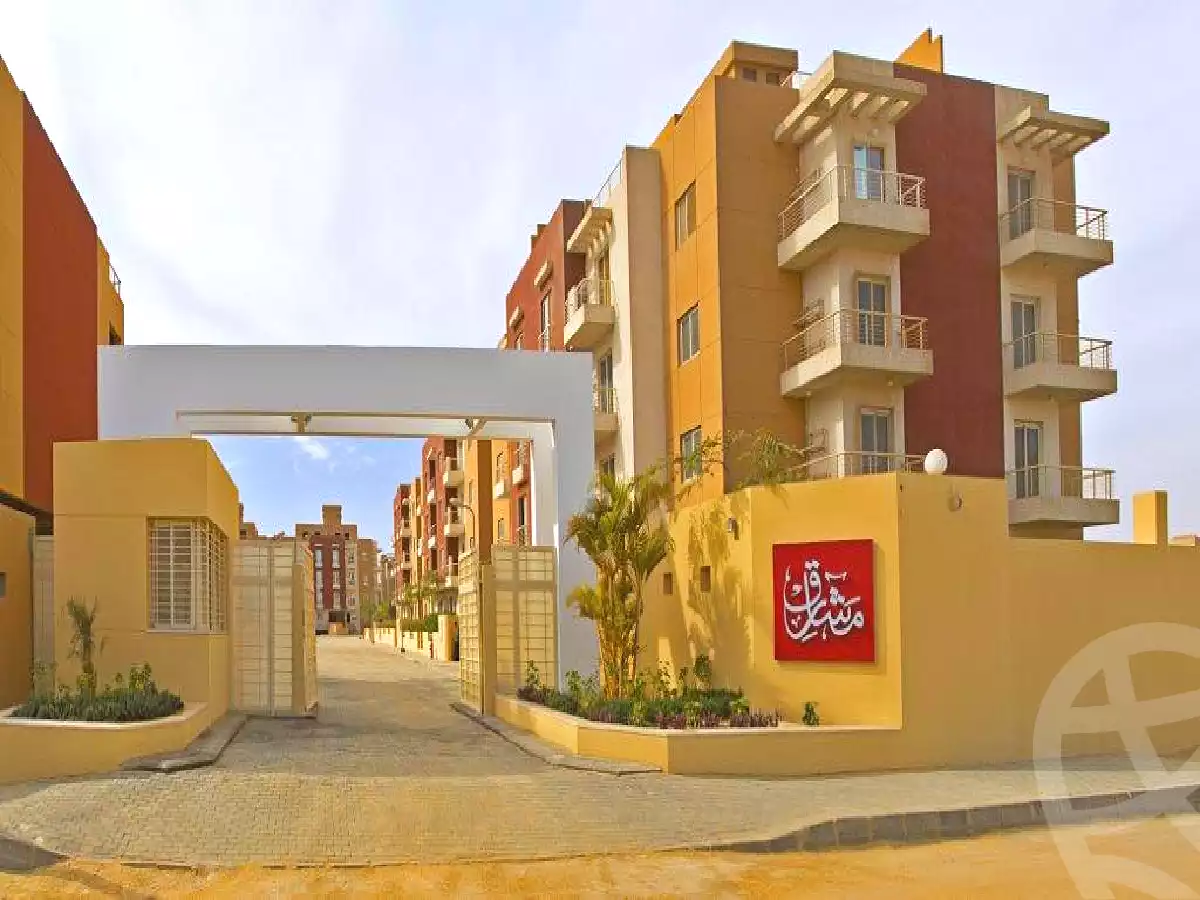 https://aqarmap.com.eg/ar/listing/2870078-projects-mashareq-compound