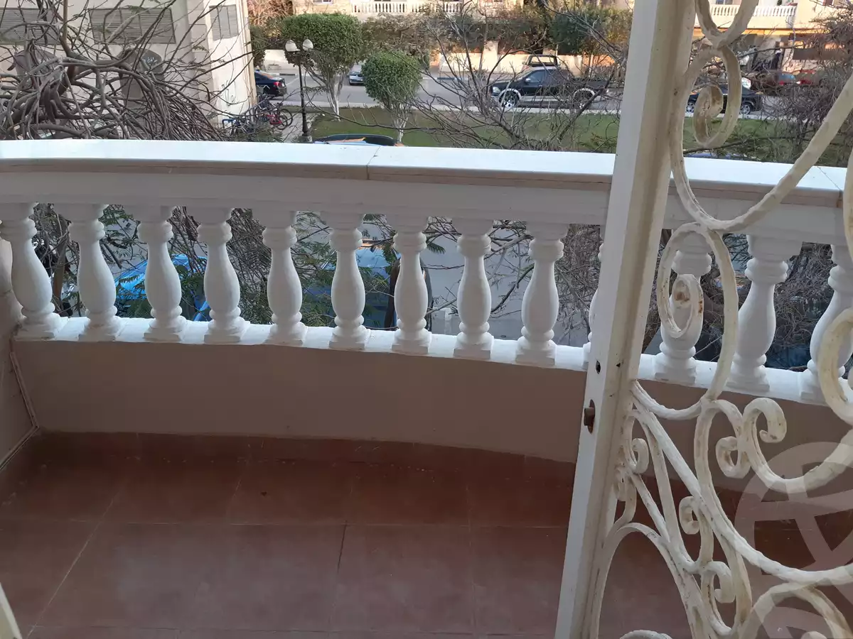 https://aqarmap.com.eg/ar/listing/2881416-for-sale-cairo-el-sheikh-zayed-city-compounds-in-sheikh-zayed-beverly-hills