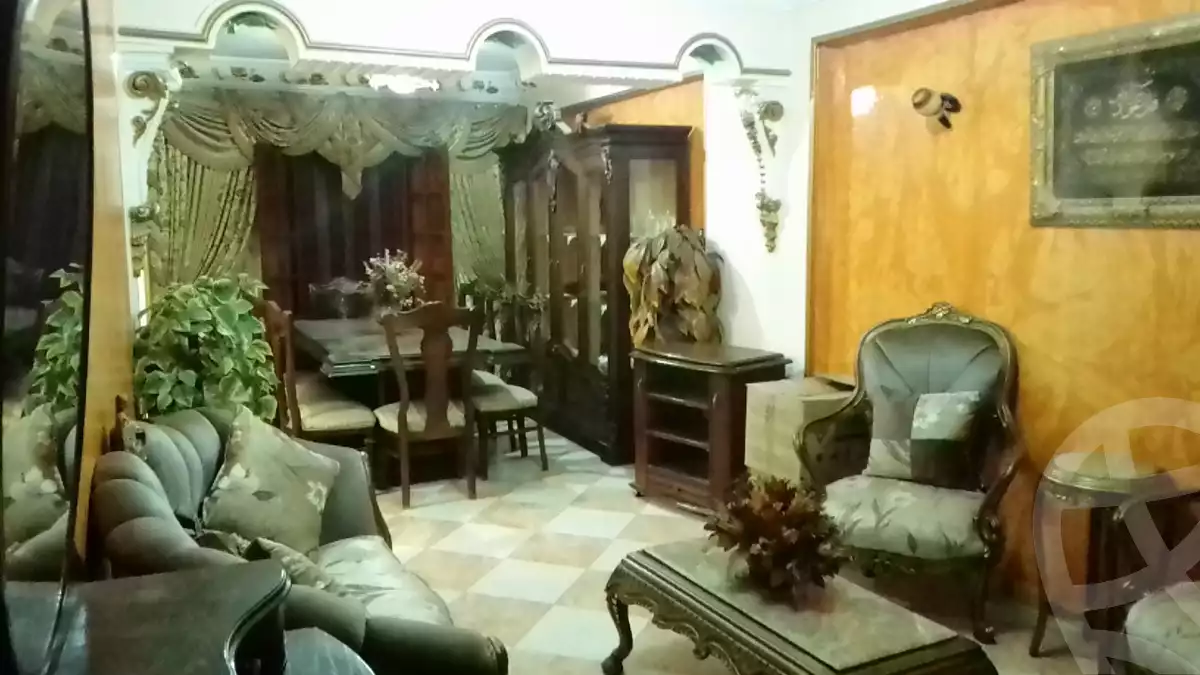 https://aqarmap.com.eg/ar/listing/2924063-for-sale-alexandria-bakoos-el-souk-station-st-1