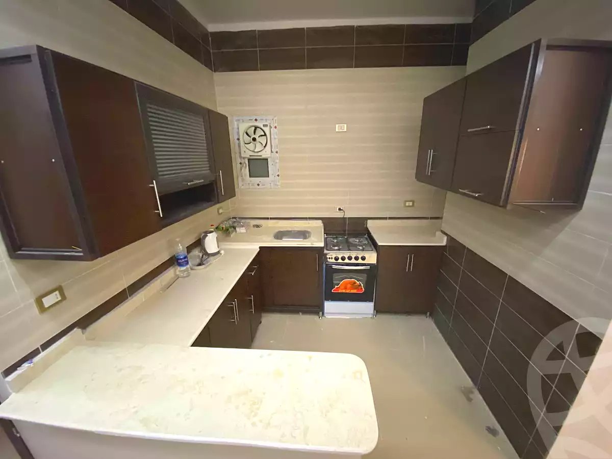 https://aqarmap.com.eg/ar/listing/3001266-for-rent-cairo-ain-shams-jsr-lswys