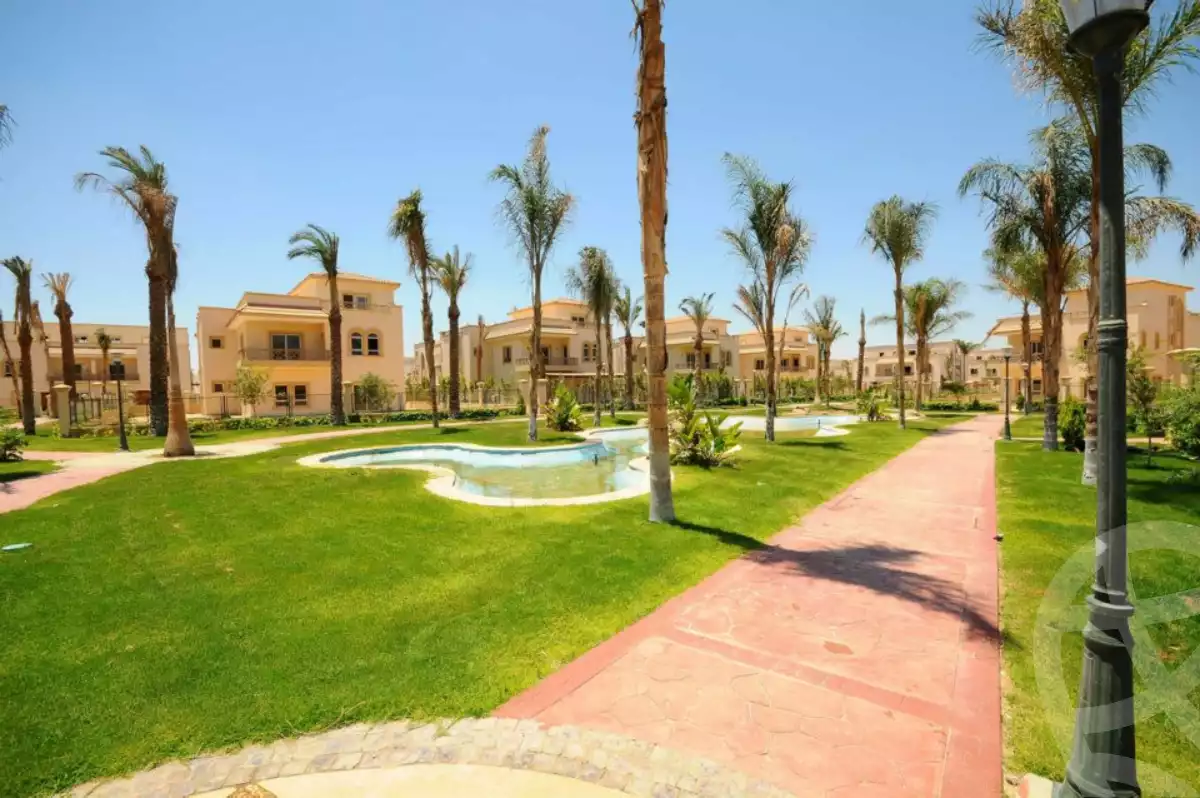 https://aqarmap.com.eg/en/listing/5111167-for-sale-cairo-el-sheikh-zayed-city-compounds-greens