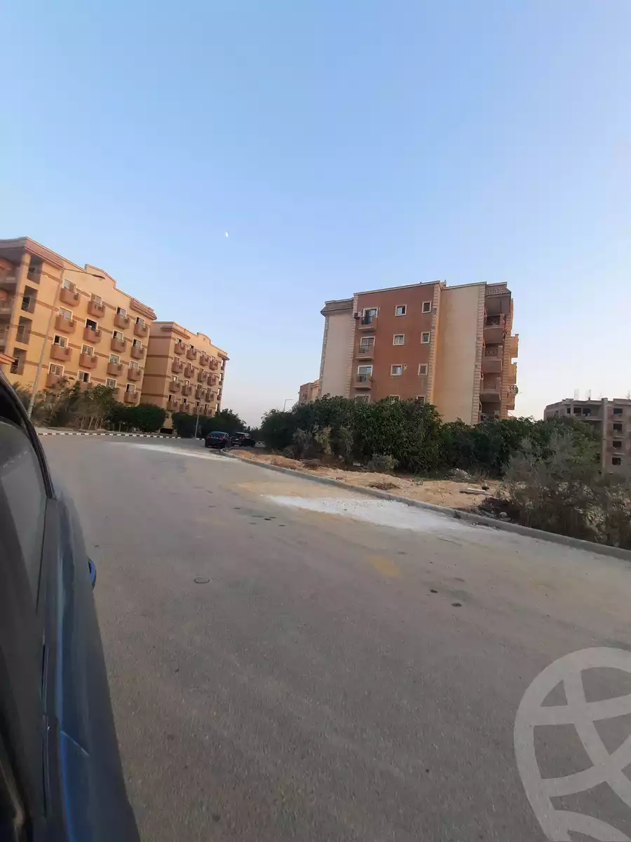 https://aqarmap.com.eg/en/listing/4022306-for-sale-cairo-6th-of-october-shr-drym-lnd