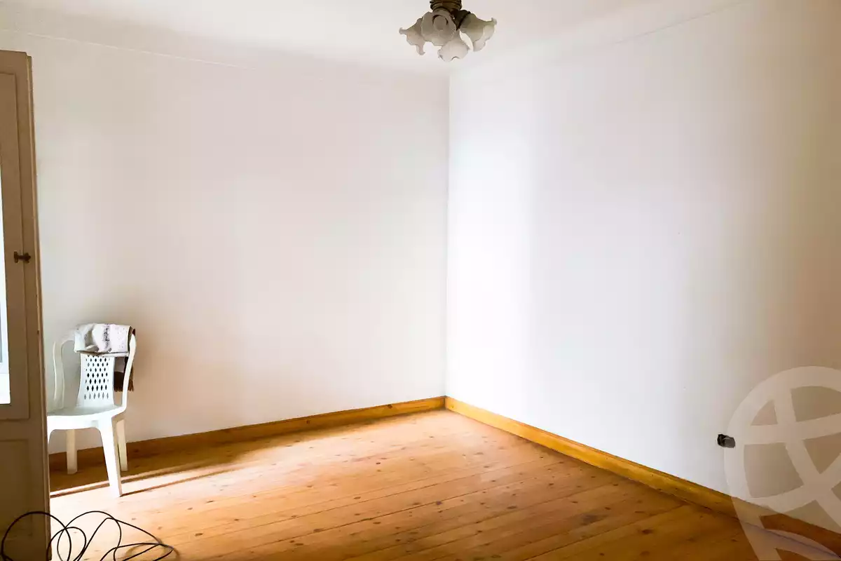 https://aqarmap.com.eg/ar/listing/3185666-for-rent-alexandria-kafr-abdo-khaleel-basha-st