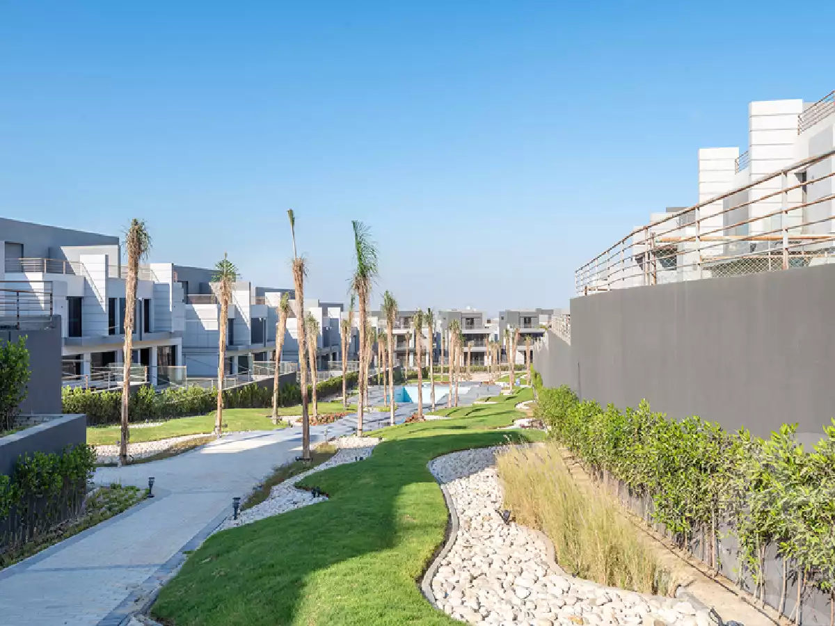 https://aqarmap.com.eg/en/listing/6018306-for-sale-cairo-el-sheikh-zayed-city-compounds-el-patio-zahraa