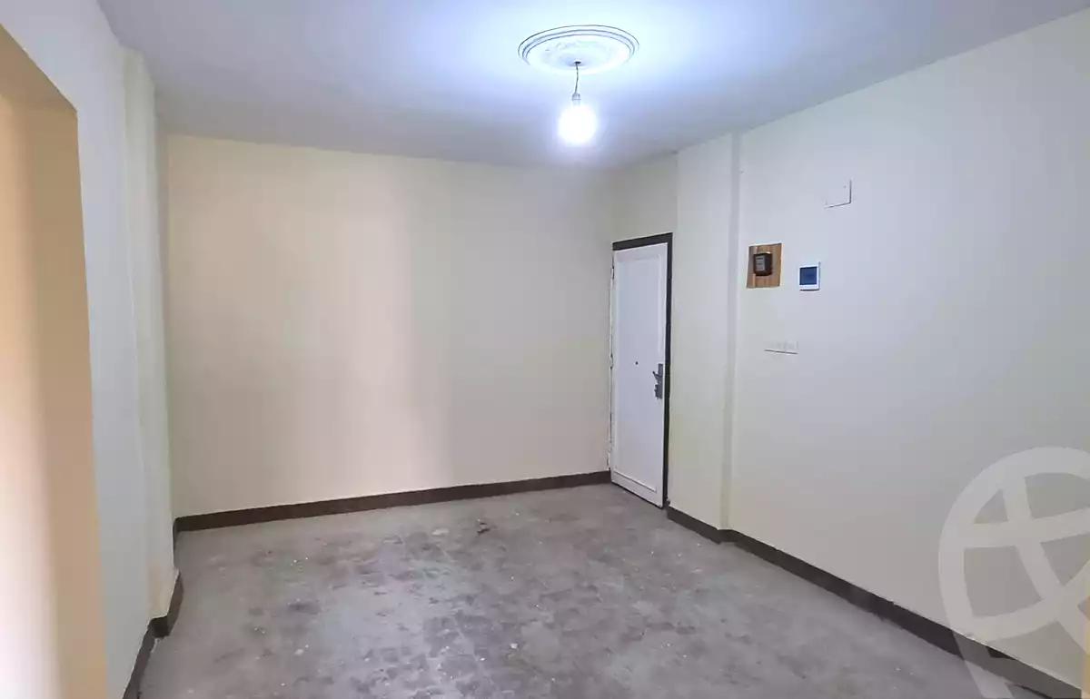 https://aqarmap.com.eg/ar/listing/3247622-for-sale-cairo-new-cairo-first-settlement-neighbourhood-4