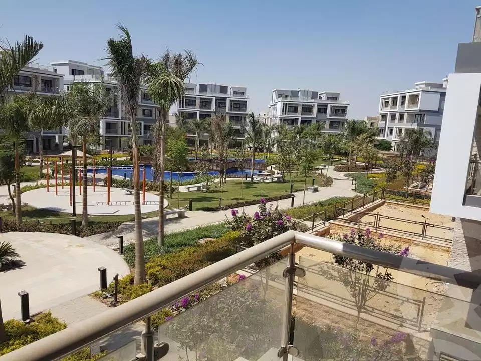 https://aqarmap.com.eg/ar/listing/4170912-for-sale-cairo-el-sheikh-zayed-city-compounds-in-sheikh-zayed-beverly-hills