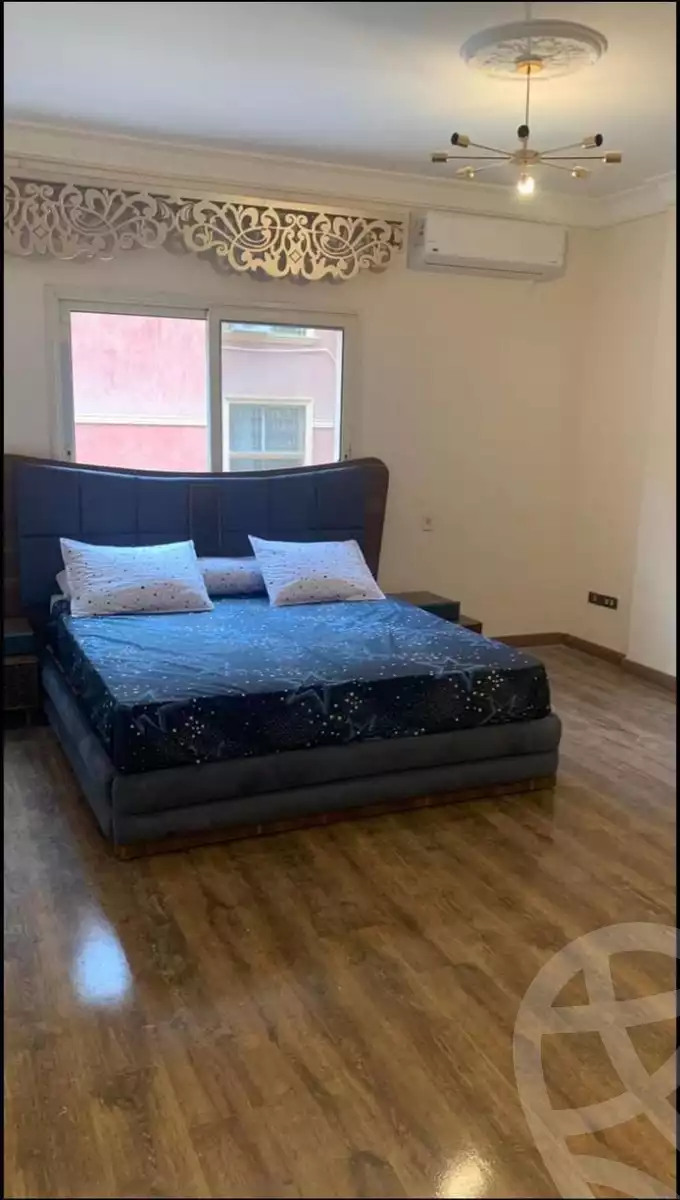 https://aqarmap.com.eg/ar/listing/3333323-for-sale-cairo-el-sheikh-zayed-city-compounds-in-sheikh-zayed-la-ville
