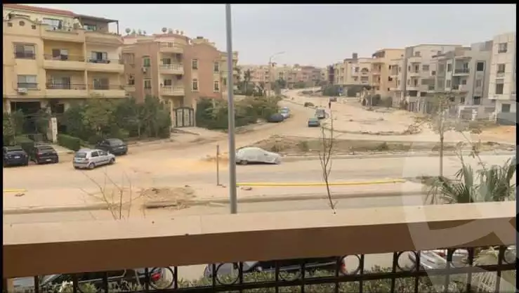https://aqarmap.com.eg/ar/listing/3333323-for-sale-cairo-el-sheikh-zayed-city-compounds-in-sheikh-zayed-la-ville
