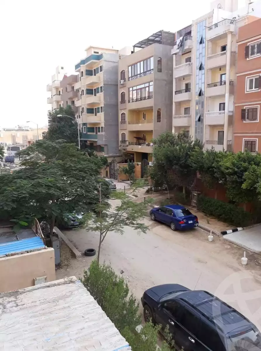 https://aqarmap.com.eg/ar/listing/3636261-for-sale-cairo-6th-of-october-el-ahyaa-neighborhood-4th-street-5