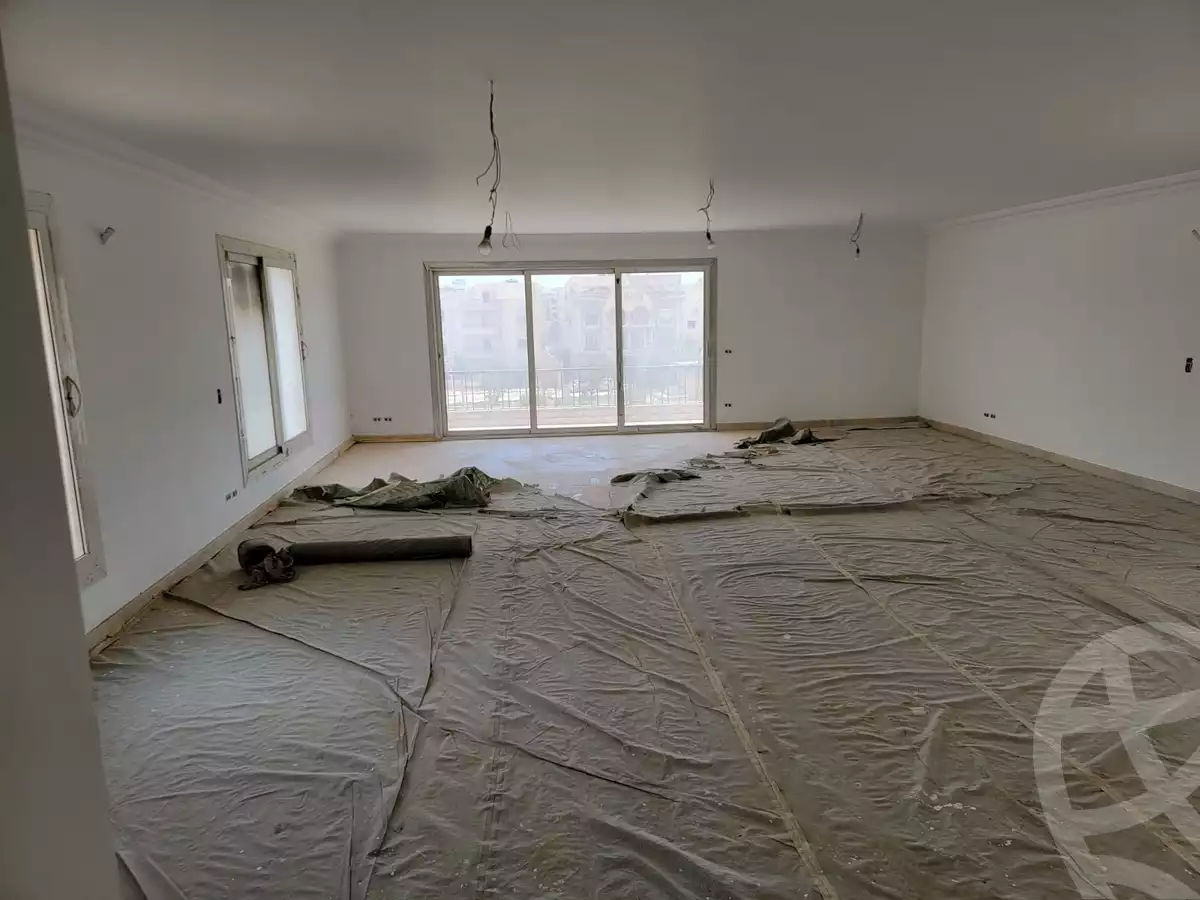 https://aqarmap.com.eg/ar/listing/3836424-for-sale-cairo-new-cairo-ganob-el-akadamiya-(south-academy-(b