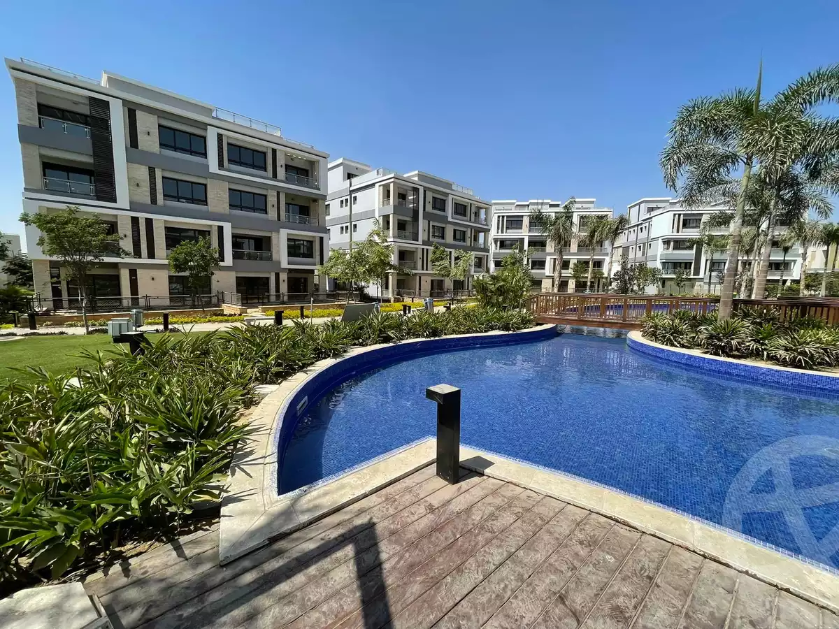 https://aqarmap.com.eg/ar/listing/4275656-for-sale-cairo-el-sheikh-zayed-city-compounds-in-sheikh-zayed-beverly-hills