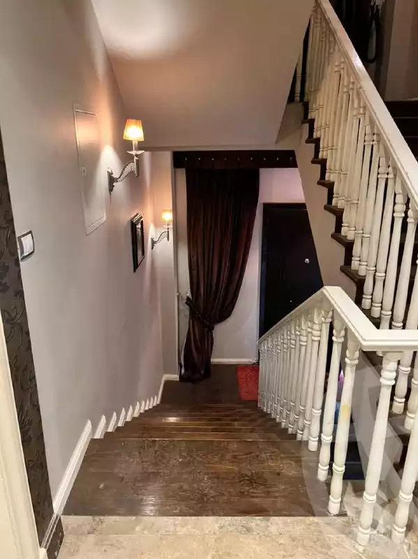 https://aqarmap.com.eg/ar/listing/3836399-for-sale-cairo-el-sheikh-zayed-city-hay-el-yassmin