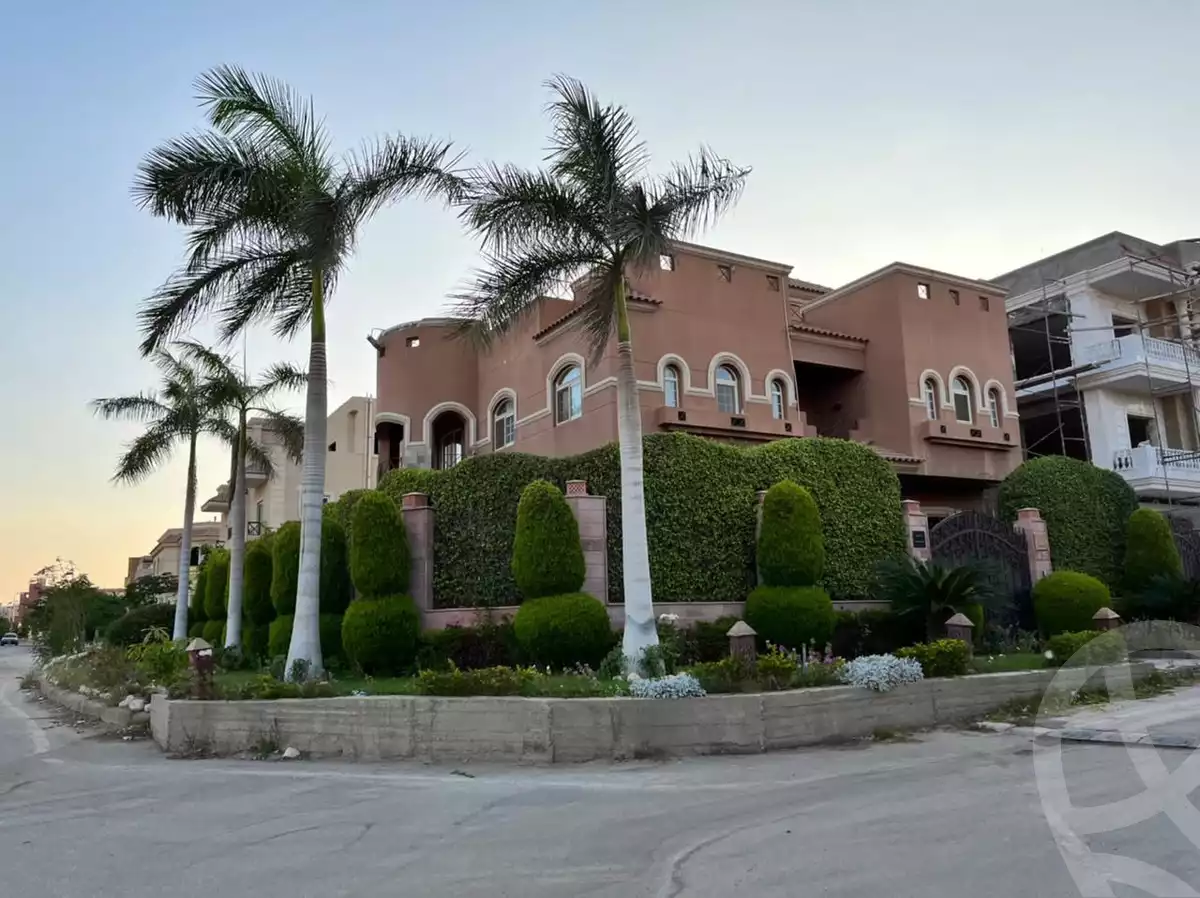 https://aqarmap.com.eg/ar/listing/3836399-for-sale-cairo-el-sheikh-zayed-city-hay-el-yassmin