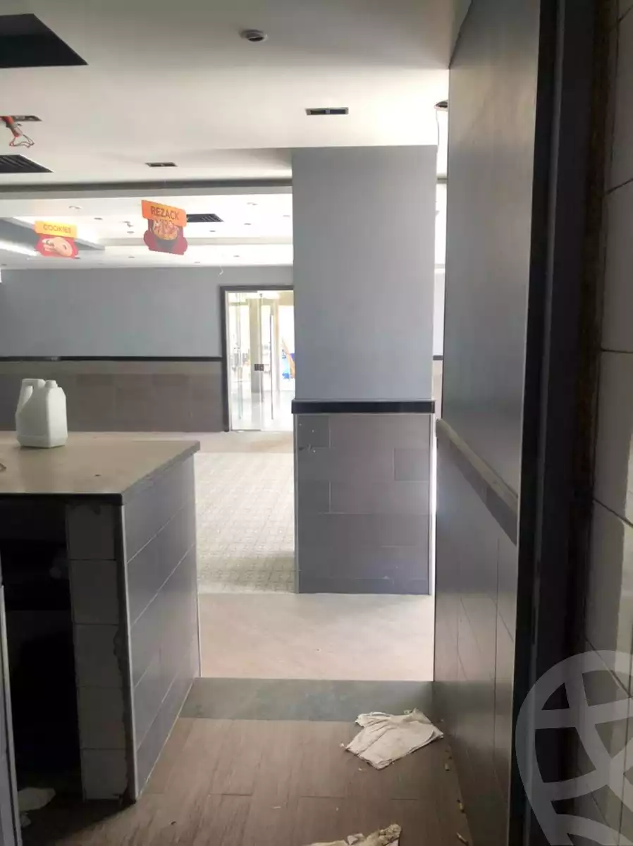 https://aqarmap.com.eg/ar/listing/3467252-for-rent-cairo-new-cairo-ltjm-lkhms-90th-street-90th:-between-mountain-view-roundabout-and-auc