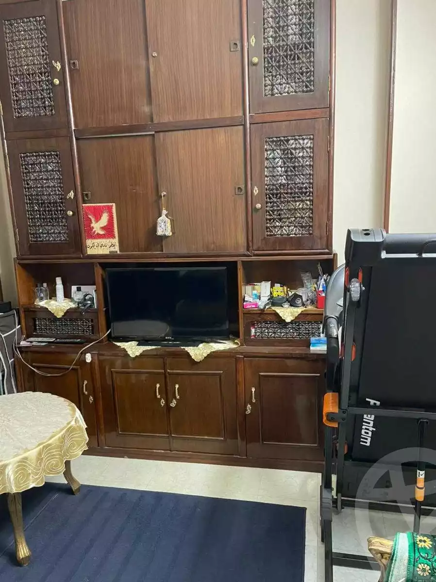 https://aqarmap.com.eg/en/listing/3543575-for-rent-cairo-new-cairo-compounds-jyd