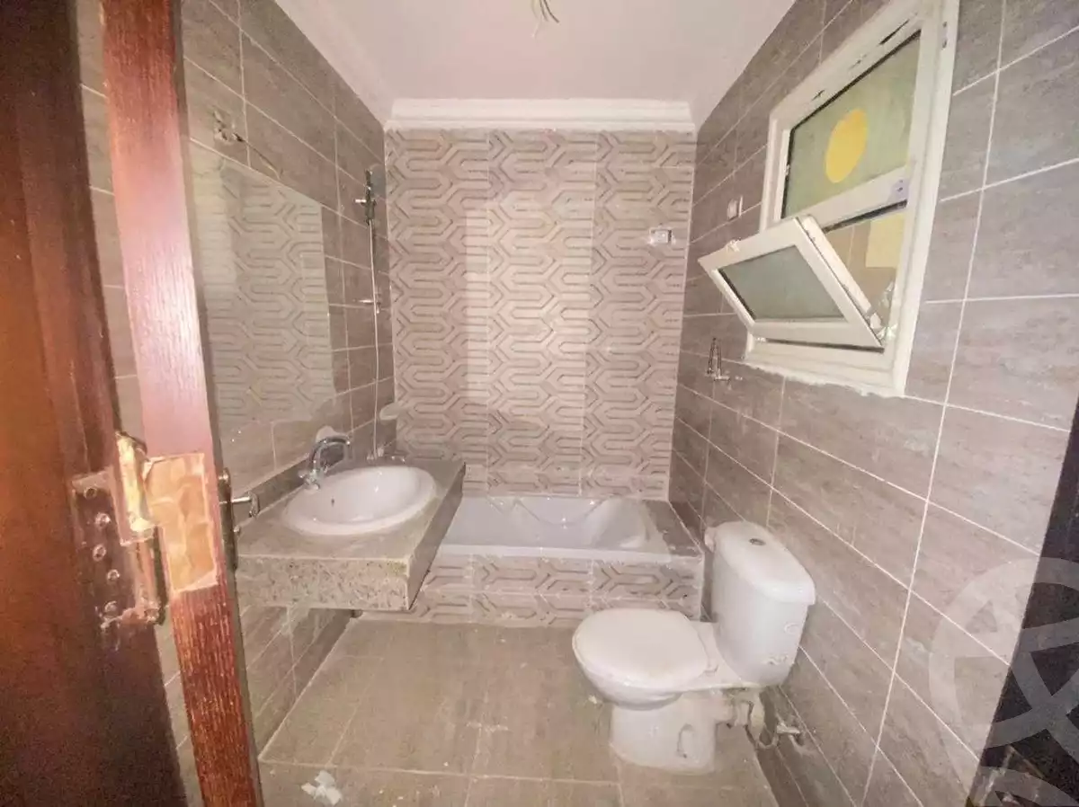https://aqarmap.com.eg/en/listing/3543575-for-rent-cairo-new-cairo-compounds-jyd
