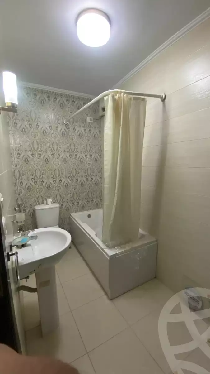 https://aqarmap.com.eg/en/listing/6337523-for-sale-cairo-mokattam-el-hadabah-el-wosta-el-mantaqa-el-olaa-baron-school-street