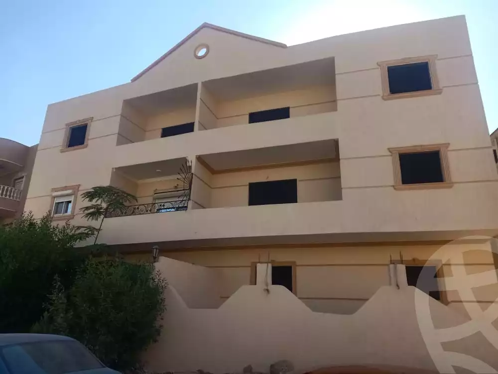 https://aqarmap.com.eg/ar/listing/4017734-for-sale-cairo-el-shorouk-lhy-lwl-shrq-neighborhood-1