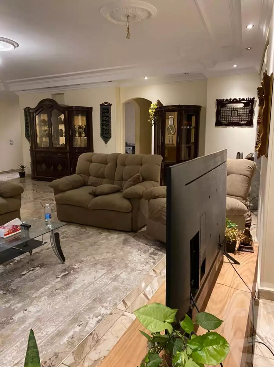 https://aqarmap.com.eg/en/listing/4331793-for-sale-cairo-helwan-kwrnysh-hlwn