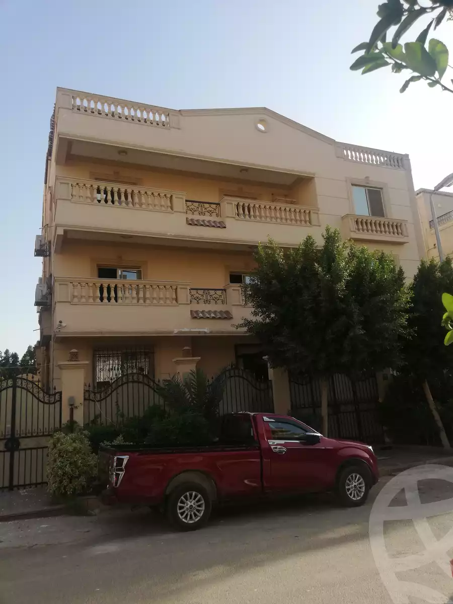 https://aqarmap.com.eg/ar/listing/3619406-for-sale-cairo-new-cairo-ltjm-lkhms-el-ahyaa-third-neighborhood-street-14
