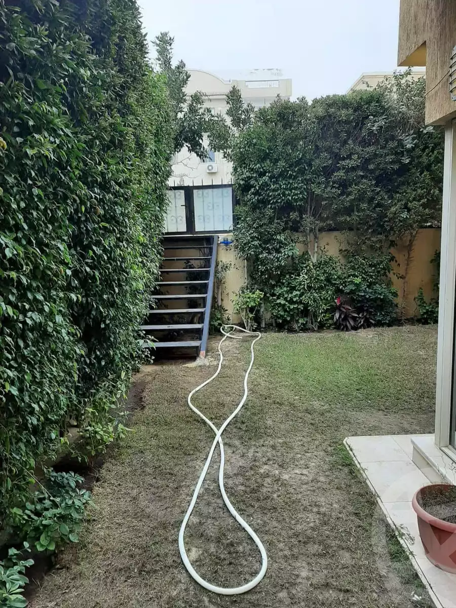 https://aqarmap.com.eg/ar/listing/3624210-for-sale-cairo-el-sheikh-zayed-city-compounds-in-sheikh-zayed-beverly-hills