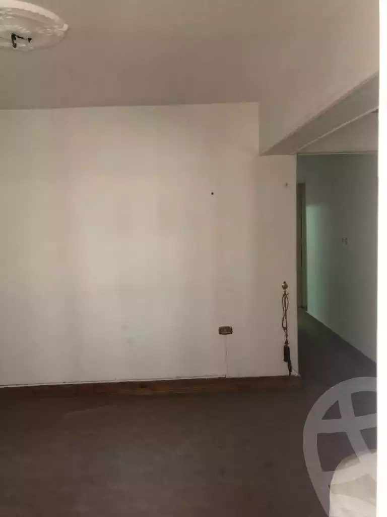 https://aqarmap.com.eg/ar/listing/3624987-for-sale-cairo-al-oubour-eskan-el-shabab