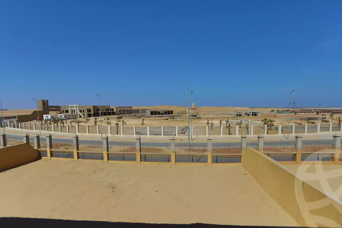 https://aqarmap.com.eg/ar/listing/3633187-for-sale-cairo-el-sheikh-zayed-city-compounds-in-sheikh-zayed-royal-meadows