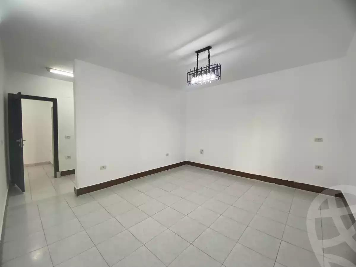 https://aqarmap.com.eg/ar/listing/3635895-for-sale-cairo-al-oubour-el-hay-el-awal