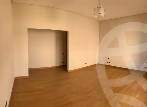 https://aqarmap.com.eg/ar/listing/3638774-for-sale-cairo-el-sheikh-zayed-city-compounds-in-sheikh-zayed-forty-west