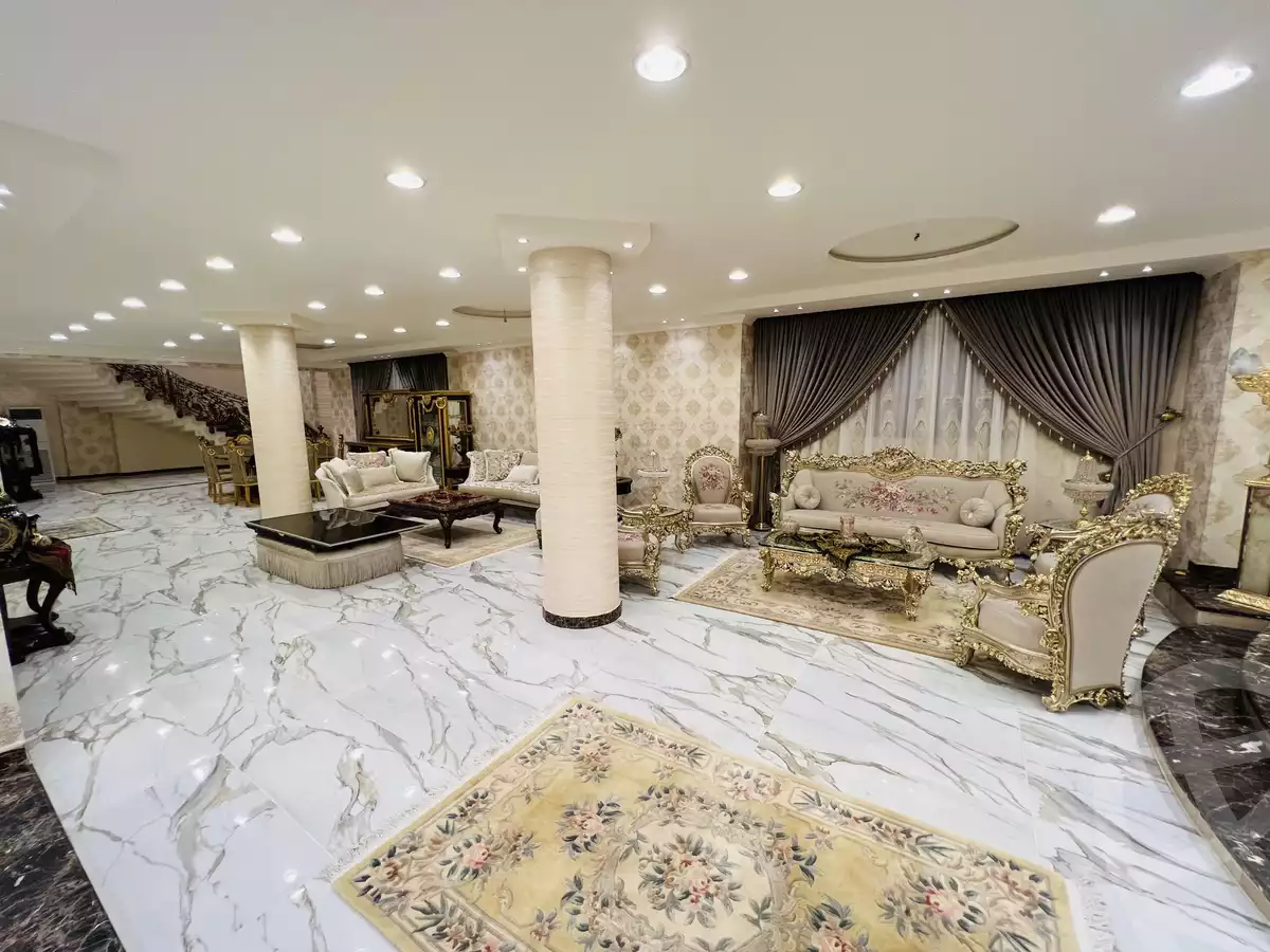 https://aqarmap.com.eg/ar/listing/3642455-for-sale-cairo-cairo-hdyq-lhrm-lmntq-w