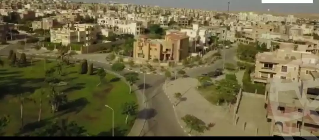 https://aqarmap.com.eg/ar/listing/3645590-for-sale-cairo-el-sheikh-zayed-city-compounds-in-sheikh-zayed-beverly-hills