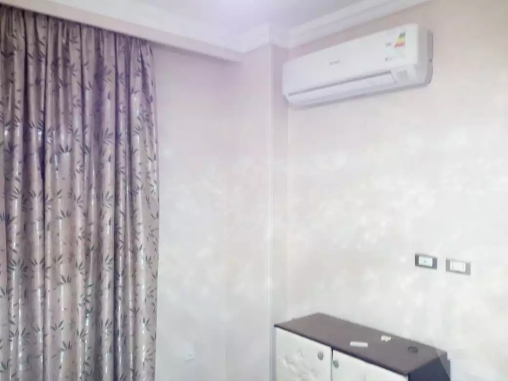 https://aqarmap.com.eg/en/listing/4034287-for-sale-cairo-6th-of-october-compound-golf-residences