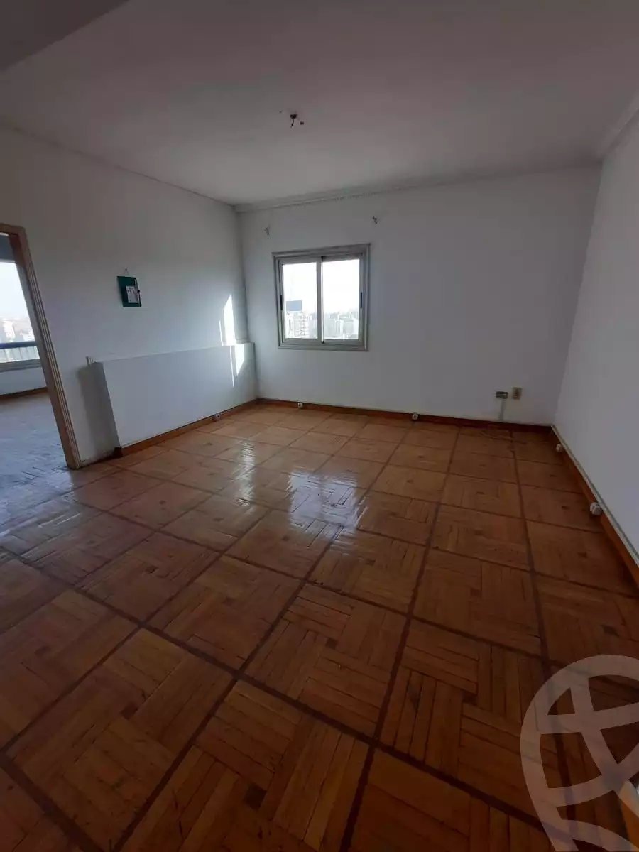 https://aqarmap.com.eg/ar/listing/4113303-for-rent-cairo-manial-lmnyl-lshrqy