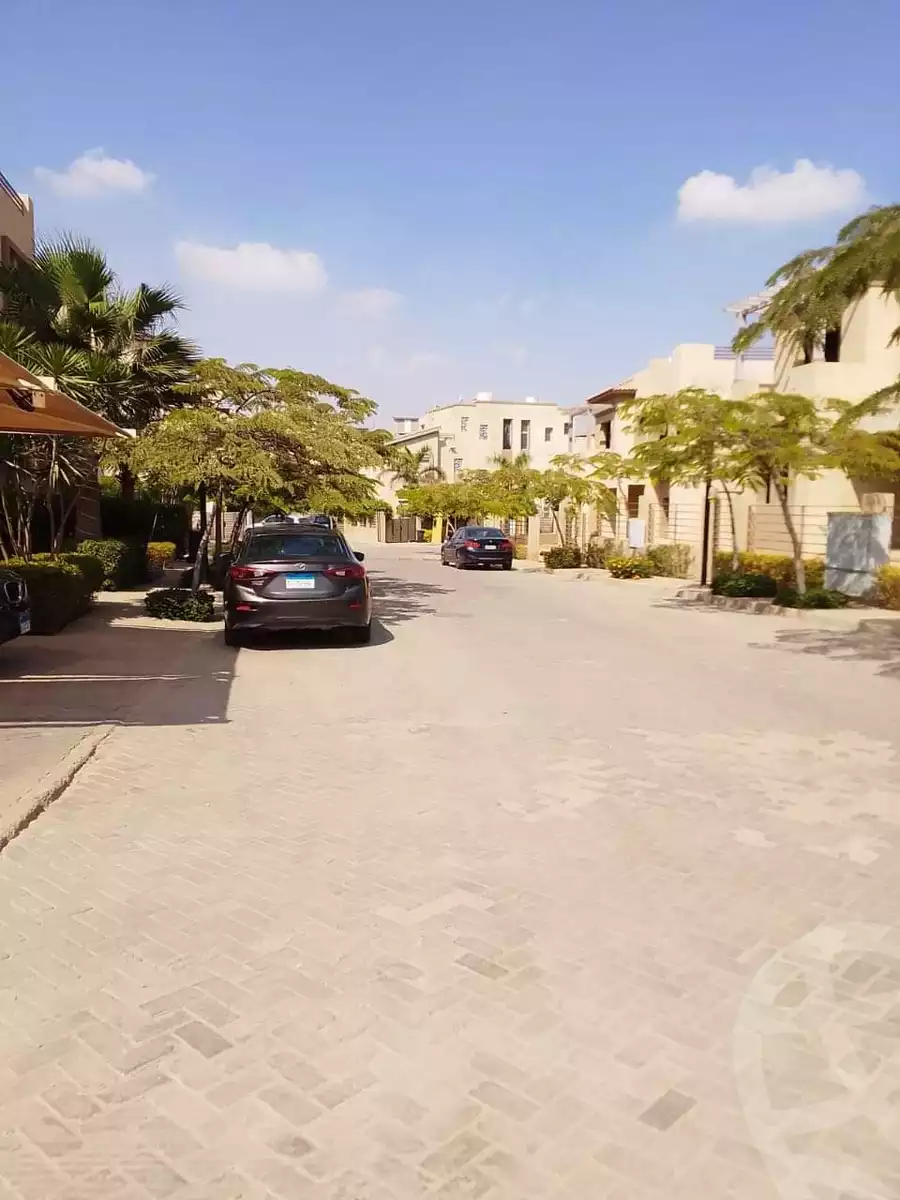 https://aqarmap.com.eg/ar/listing/3685267-for-sale-cairo-el-sheikh-zayed-city-compounds-in-sheikh-zayed-telal-el-jazeera