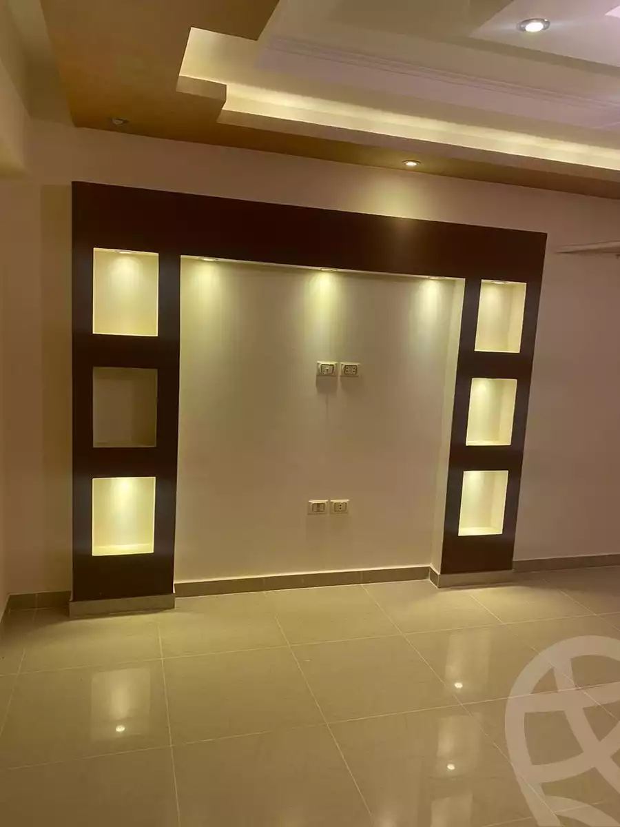 https://aqarmap.com.eg/ar/listing/3690239-for-sale-cairo-6th-of-october-compound-garden-hills
