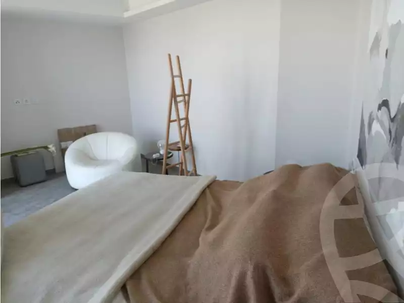 https://aqarmap.com.eg/ar/listing/3691880-for-sale-cairo-el-sheikh-zayed-city-compounds-brj-zyd-wr-llttwyr