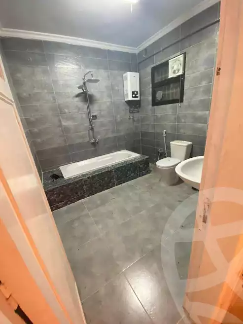 https://aqarmap.com.eg/en/listing/4506711-for-rent-cairo-nasr-city-abbas-el-akkad